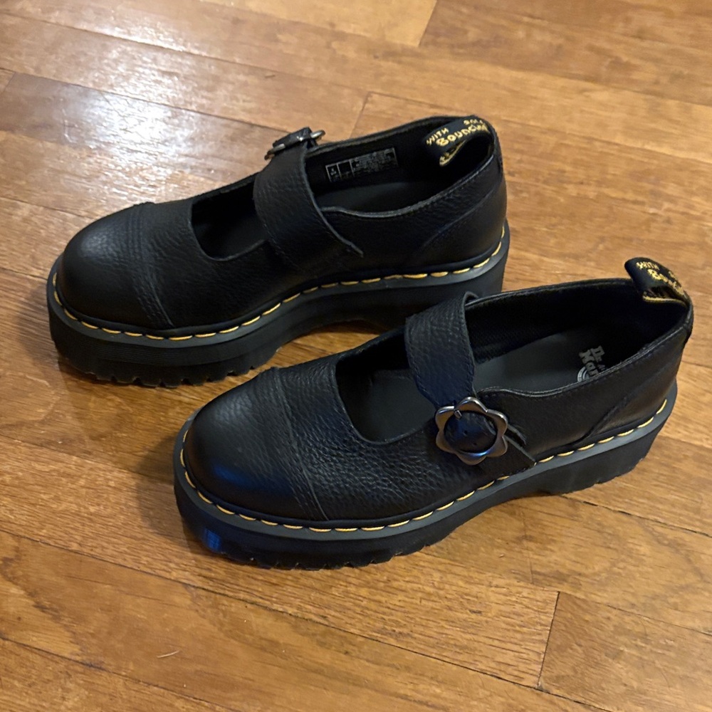 Black Dr Martens Shoes with Strap
